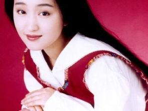 杨钰莹最近个人资料,岁月静好，歌坛天后转型生活新篇章