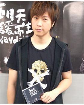 阿信资料个人资料,音乐梦想的追逐者，华语乐坛的璀璨星辰