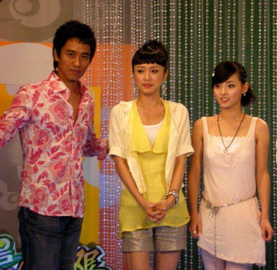 张嘉倪近期生活照,温馨时刻捕捉幸福瞬间